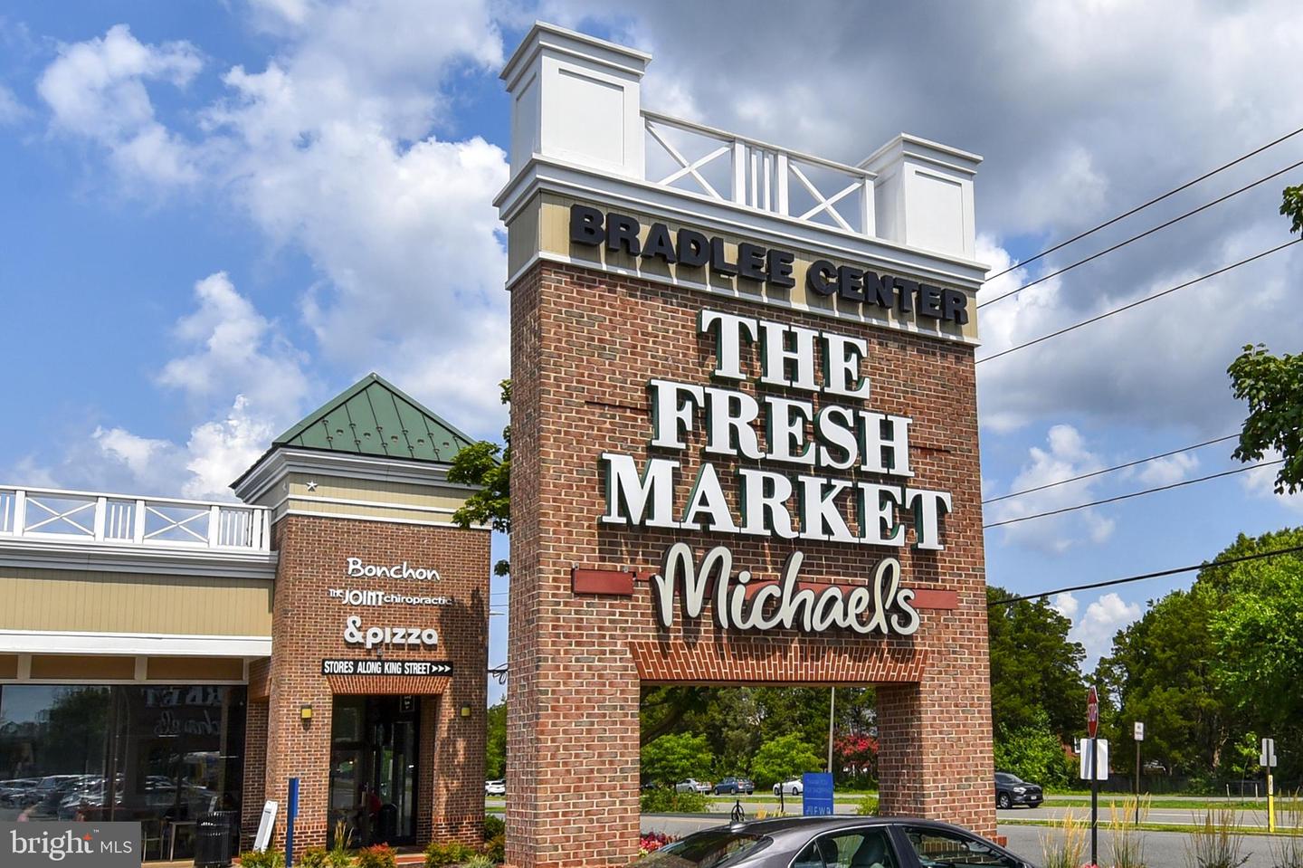 3315 WYNDHAM CIR #1223, ALEXANDRIA, Virginia 22302, 1 Bedroom Bedrooms, ,1 BathroomBathrooms,Residential,For sale,3315 WYNDHAM CIR #1223,VAAX2049492 MLS # VAAX2049492 3315 WYNDHAM CIR #1223, ALEXANDRIA, Virginia 22302, 1 Bedroom Bedrooms, ,1 BathroomBathrooms,Residential,For sale,3315 WYNDHAM CIR #1223,VAAX2049492 MLS # VAAX2049492