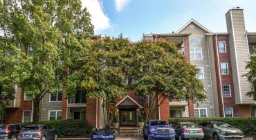 3315 WYNDHAM CIR #1223, ALEXANDRIA, Virginia 22302, 1 Bedroom Bedrooms, ,1 BathroomBathrooms,Residential,For sale,3315 WYNDHAM CIR #1223,VAAX2049492 MLS # VAAX2049492