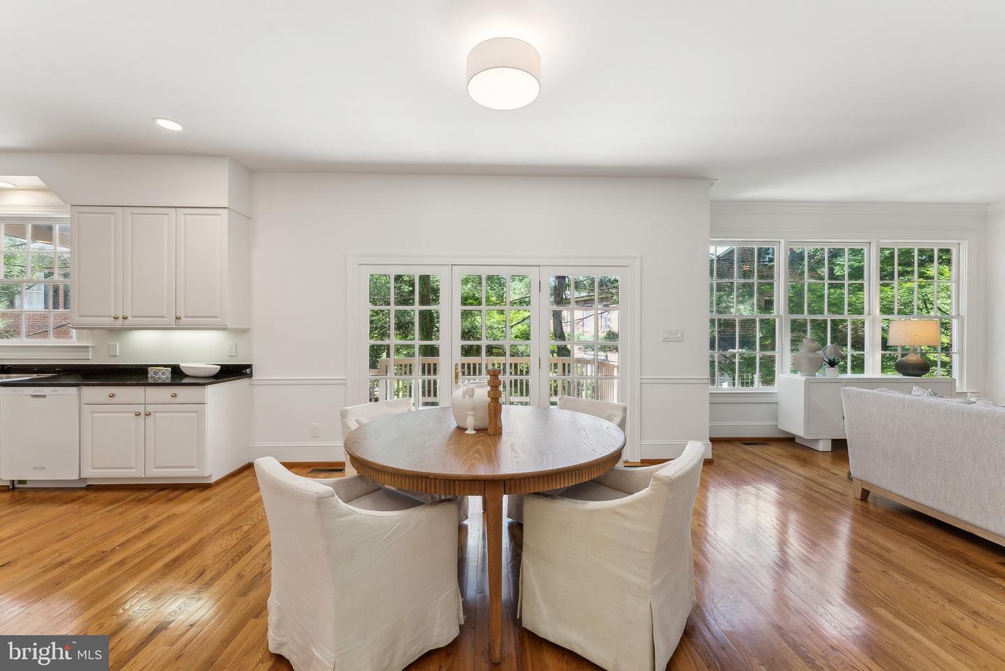 4819 KEMBLE PL NW, WASHINGTON, District Of Columbia 20007, 5 Bedrooms Bedrooms, ,4 BathroomsBathrooms,Residential,For sale,4819 KEMBLE PL NW,DCDC2206672 MLS # DCDC2206672