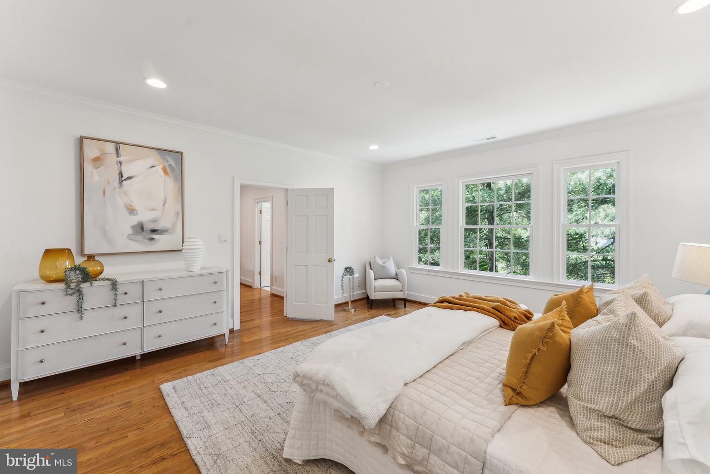 4819 KEMBLE PL NW, WASHINGTON, District Of Columbia 20007, 5 Bedrooms Bedrooms, ,4 BathroomsBathrooms,Residential,For sale,4819 KEMBLE PL NW,DCDC2206672 MLS # DCDC2206672