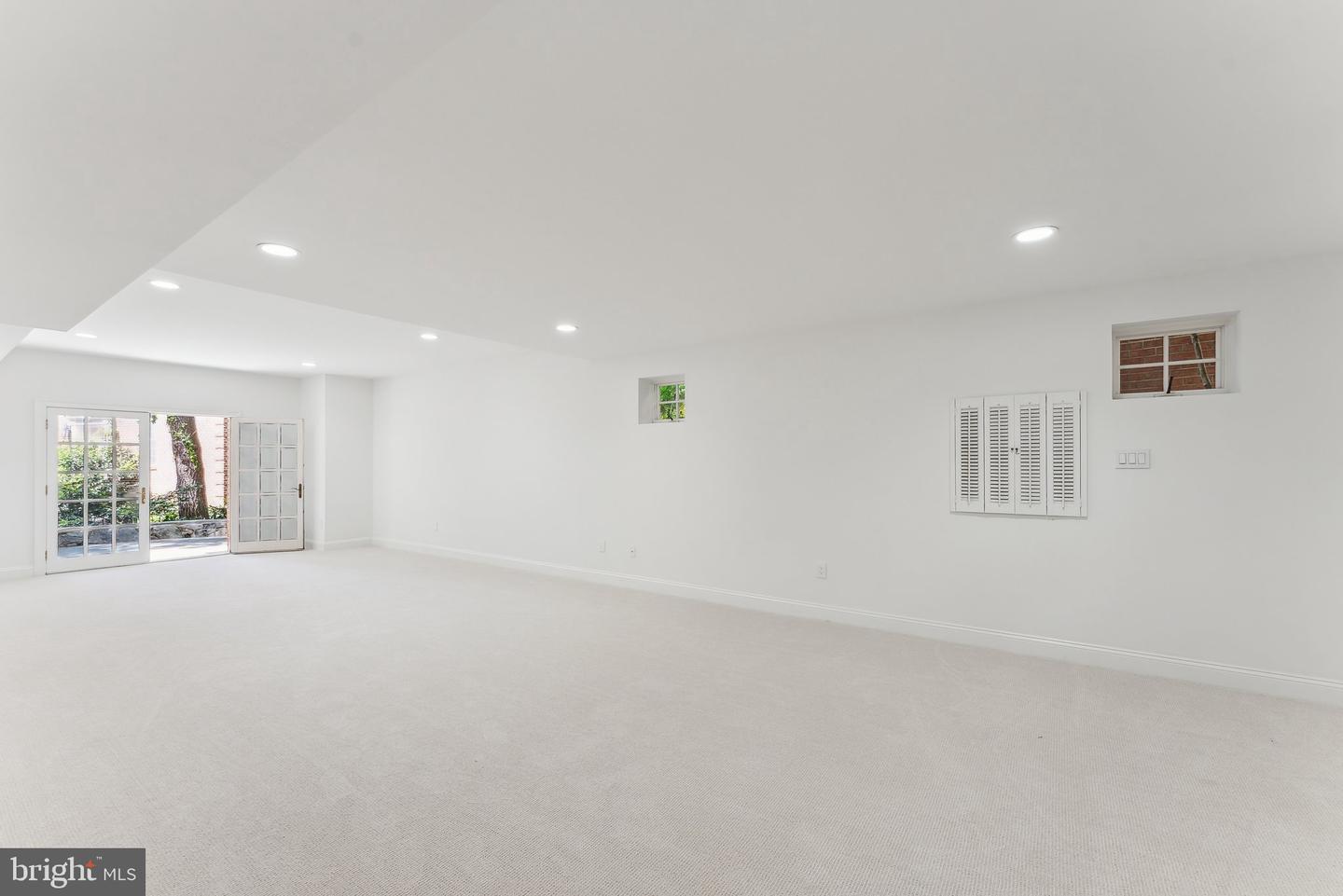 4819 KEMBLE PL NW, WASHINGTON, District Of Columbia 20007, 5 Bedrooms Bedrooms, ,4 BathroomsBathrooms,Residential,For sale,4819 KEMBLE PL NW,DCDC2206672 MLS # DCDC2206672