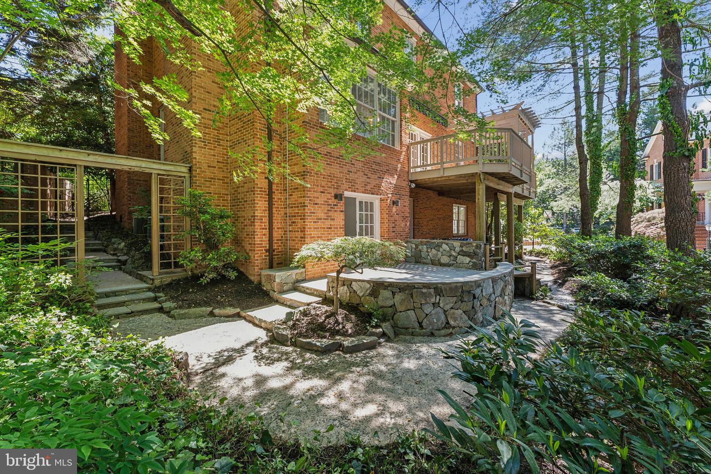 4819 KEMBLE PL NW, WASHINGTON, District Of Columbia 20007, 5 Bedrooms Bedrooms, ,4 BathroomsBathrooms,Residential,For sale,4819 KEMBLE PL NW,DCDC2206672 MLS # DCDC2206672