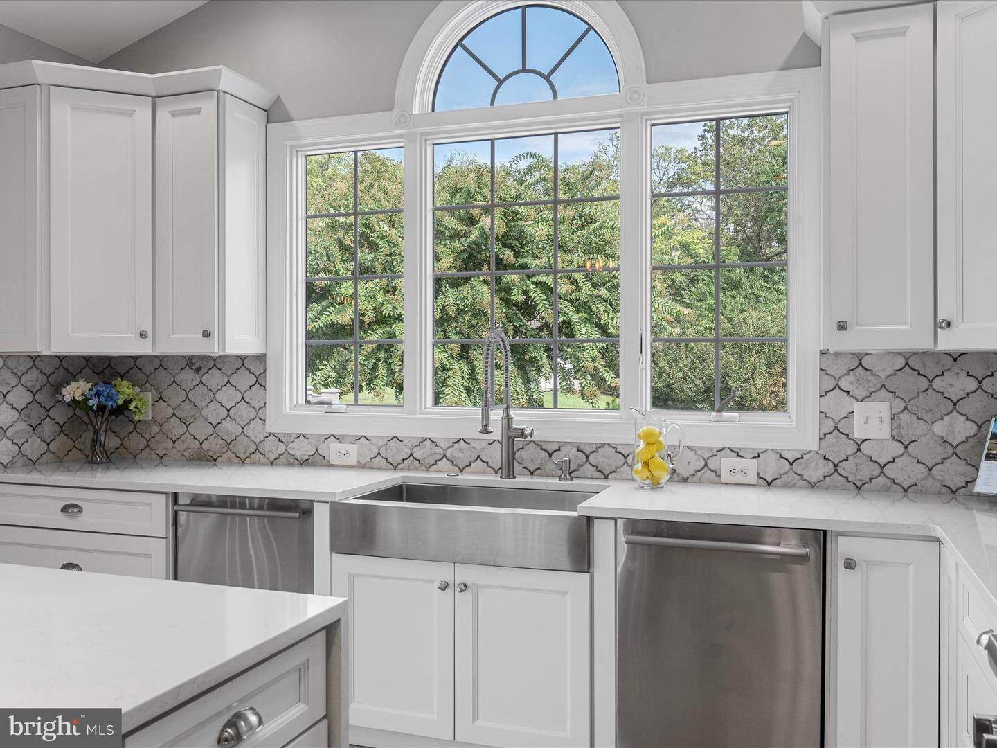18132 SHENSTONE RUN CT, LEESBURG, Virginia 20175, 4 Bedrooms Bedrooms, ,5 BathroomsBathrooms,Residential,For sale,18132 SHENSTONE RUN CT,VALO2100322 MLS # VALO2100322