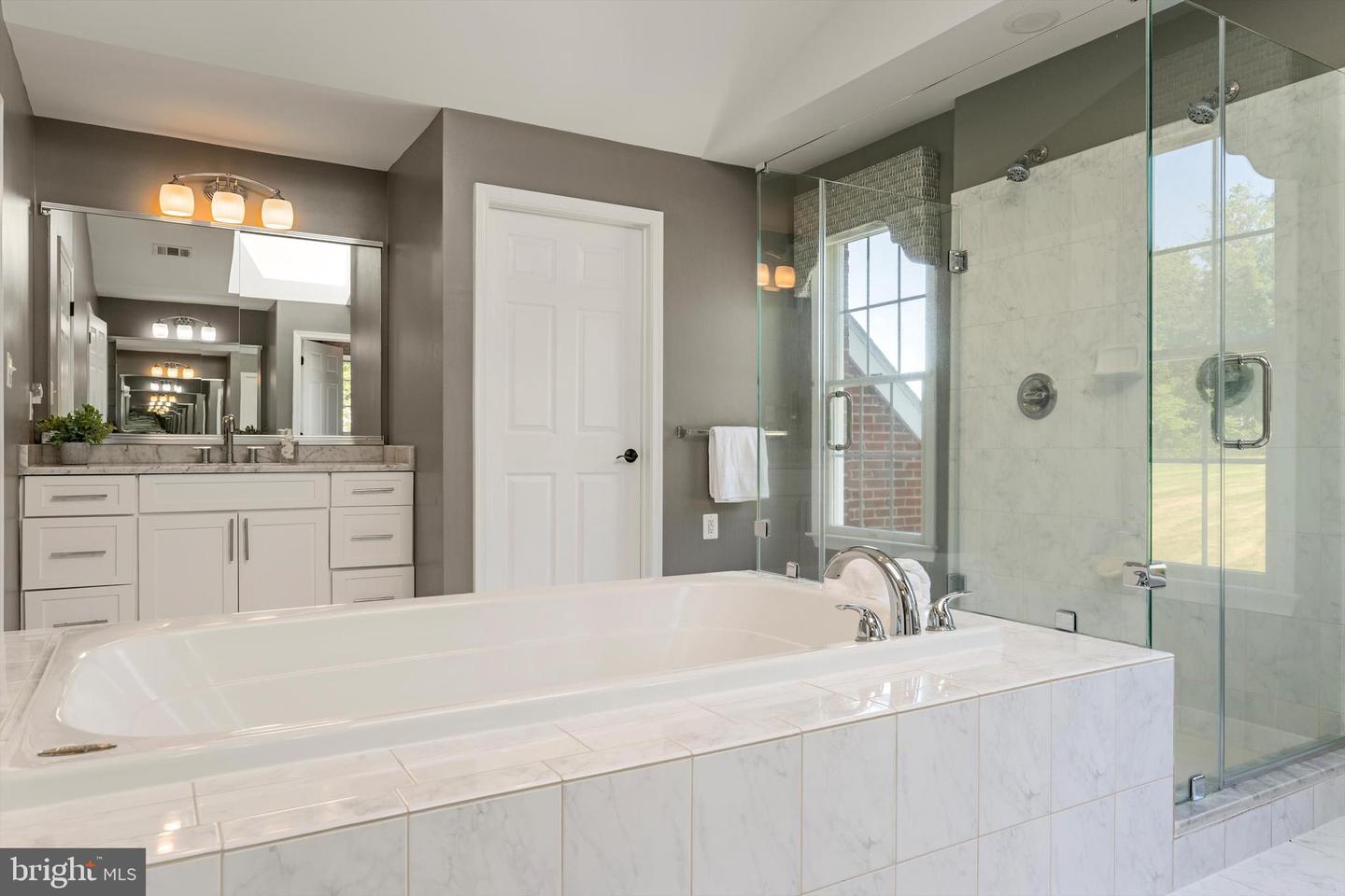 18132 SHENSTONE RUN CT, LEESBURG, Virginia 20175, 4 Bedrooms Bedrooms, ,5 BathroomsBathrooms,Residential,For sale,18132 SHENSTONE RUN CT,VALO2100322 MLS # VALO2100322