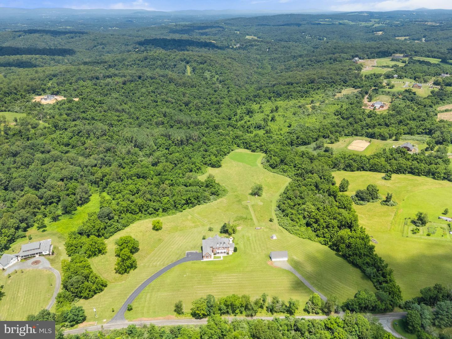 22077 OATLANDS RD, ALDIE, Virginia 20105, 5 Bedrooms Bedrooms, ,5 BathroomsBathrooms,Residential,For sale,22077 OATLANDS RD,VALO2101470 MLS # VALO2101470 22077 OATLANDS RD, ALDIE, Virginia 20105, 5 Bedrooms Bedrooms, ,5 BathroomsBathrooms,Residential,For sale,22077 OATLANDS RD,VALO2101470 MLS # VALO2101470