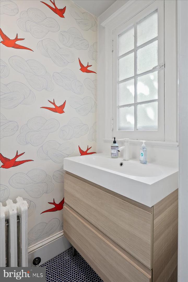 1724 TAYLOR ST NW, WASHINGTON, District Of Columbia 20011, 5 Bedrooms Bedrooms, ,3 BathroomsBathrooms,Residential,For sale,1724 TAYLOR ST NW,DCDC2213194 MLS # DCDC2213194