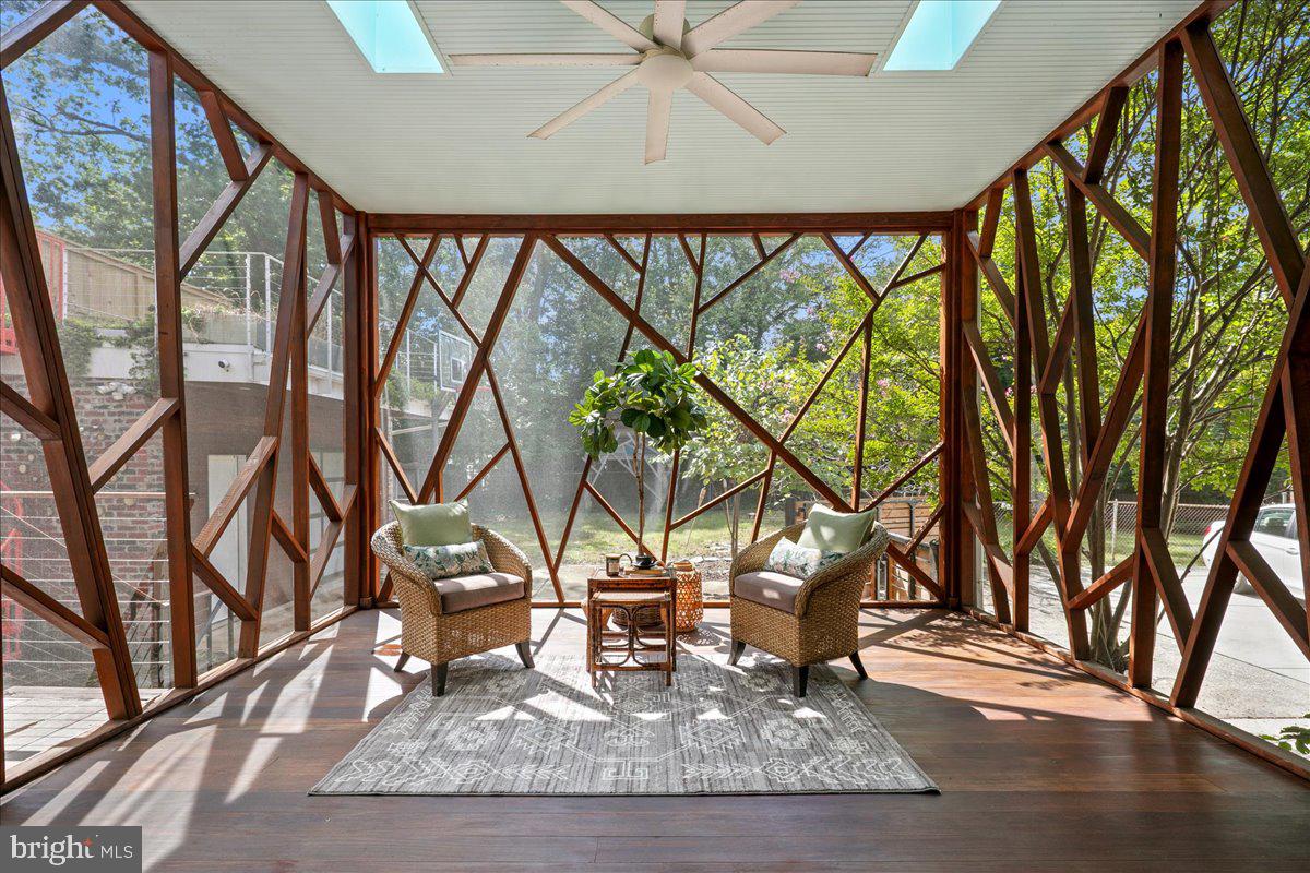 1724 TAYLOR ST NW, WASHINGTON, District Of Columbia 20011, 5 Bedrooms Bedrooms, ,3 BathroomsBathrooms,Residential,For sale,1724 TAYLOR ST NW,DCDC2213194 MLS # DCDC2213194