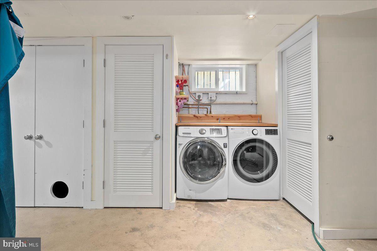 1724 TAYLOR ST NW, WASHINGTON, District Of Columbia 20011, 5 Bedrooms Bedrooms, ,3 BathroomsBathrooms,Residential,For sale,1724 TAYLOR ST NW,DCDC2213194 MLS # DCDC2213194