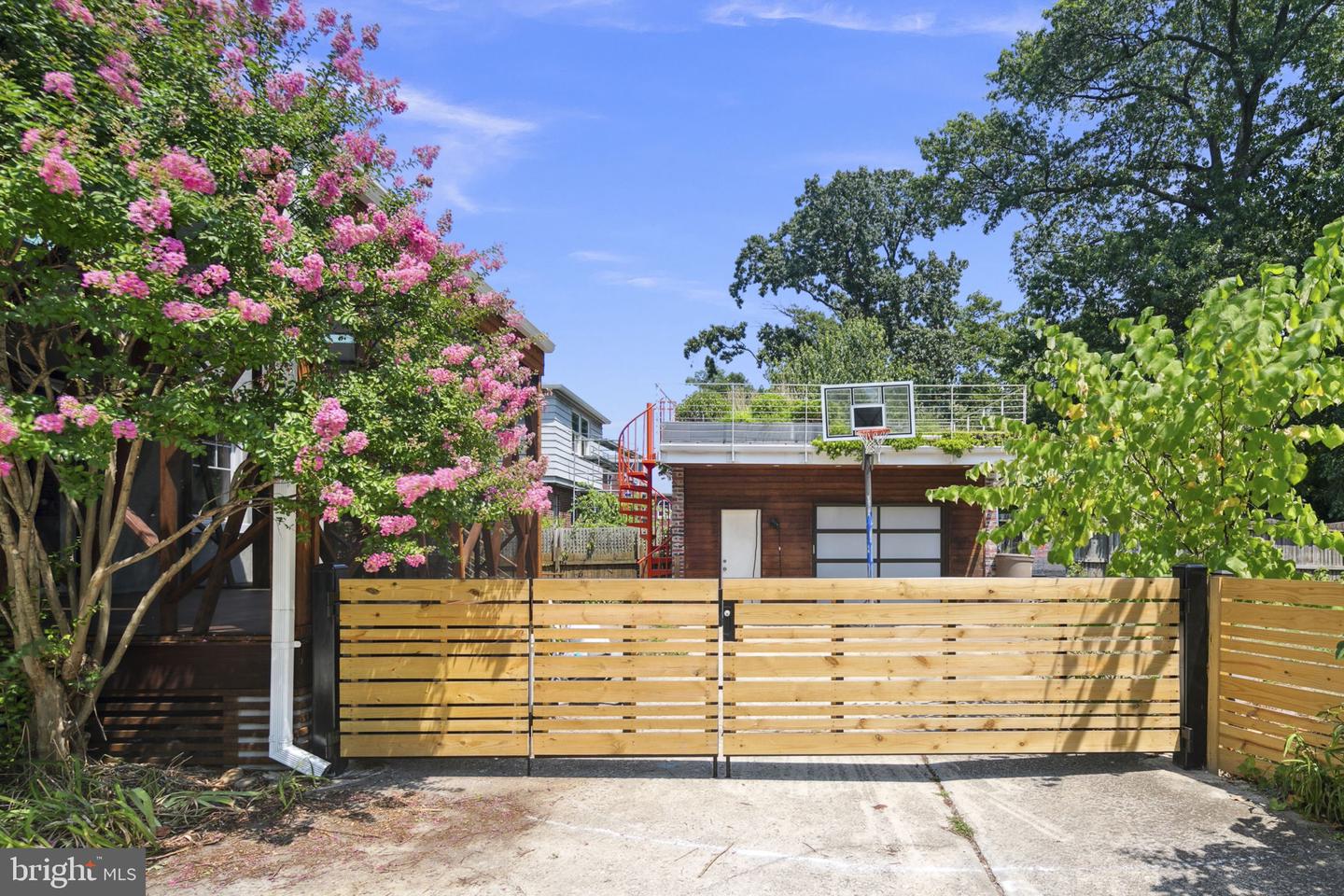 1724 TAYLOR ST NW, WASHINGTON, District Of Columbia 20011, 5 Bedrooms Bedrooms, ,3 BathroomsBathrooms,Residential,For sale,1724 TAYLOR ST NW,DCDC2213194 MLS # DCDC2213194