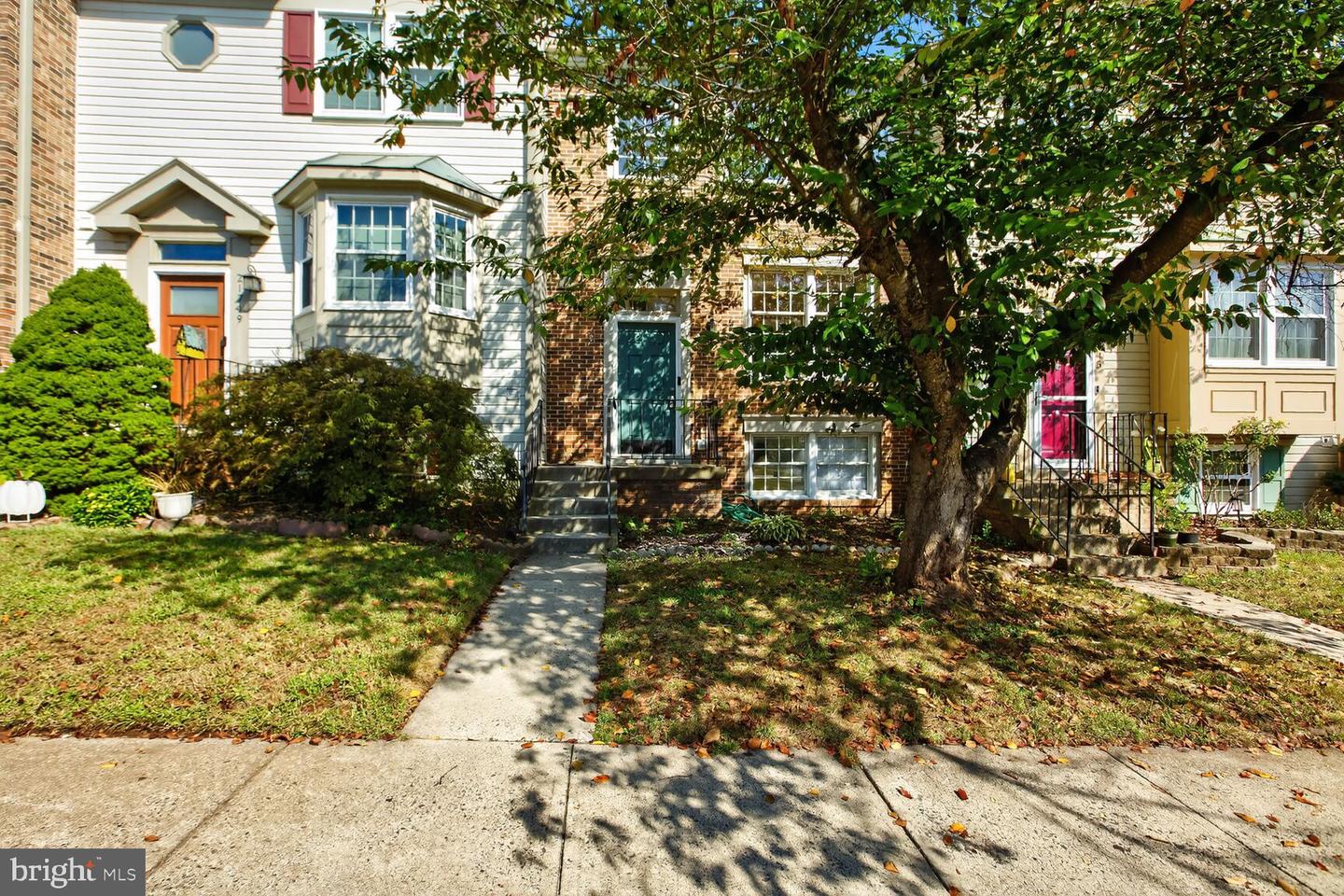 21747 LEATHERLEAF CIR, STERLING, Virginia 20164, 3 Bedrooms Bedrooms, ,3 BathroomsBathrooms,Residential,For sale,21747 LEATHERLEAF CIR,VALO2104344 MLS # VALO2104344