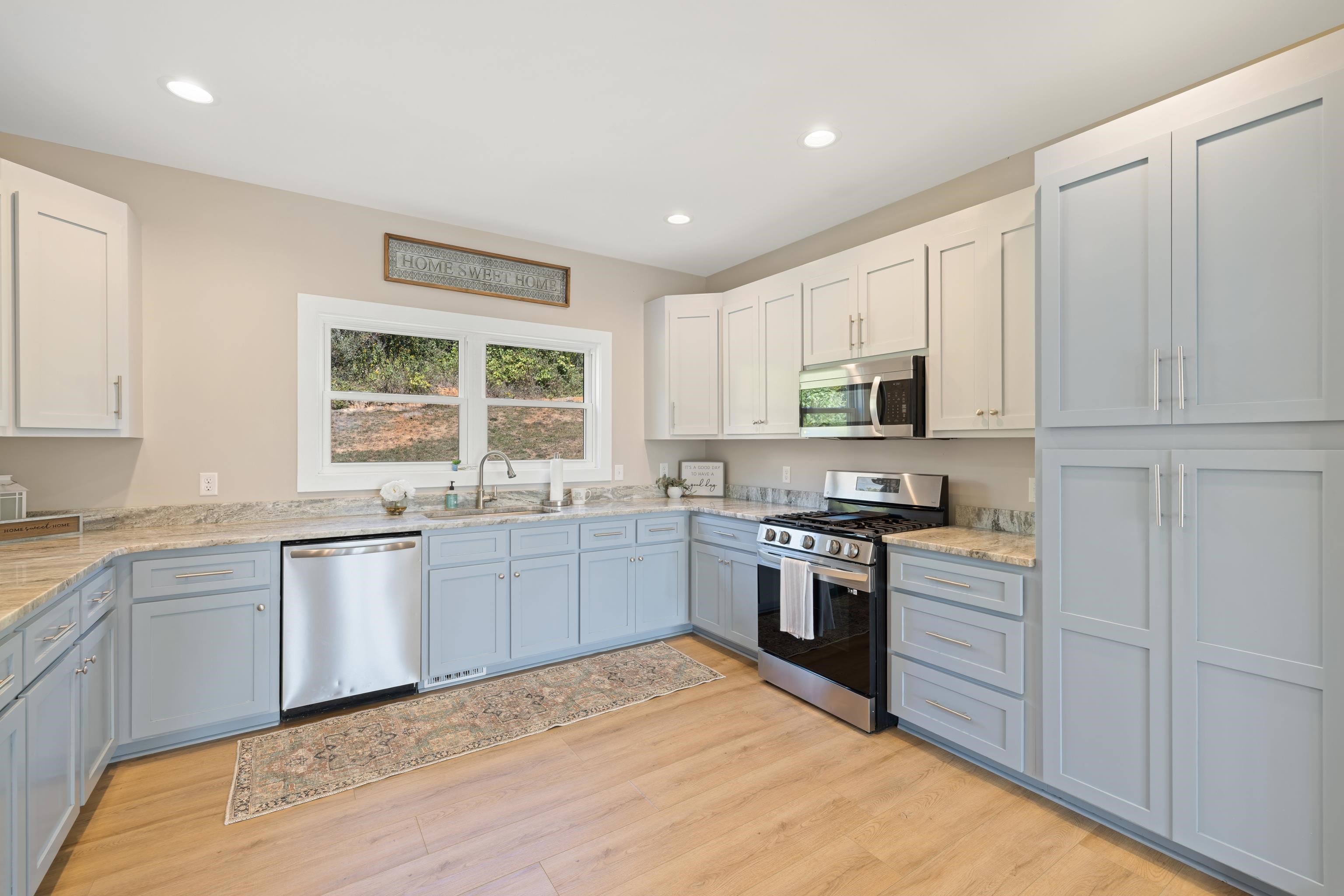 43 MCILWEE LN, STAUNTON, Virginia 24401, 4 Bedrooms Bedrooms, ,3 BathroomsBathrooms,Residential,43 MCILWEE LN,669245 MLS # 669245