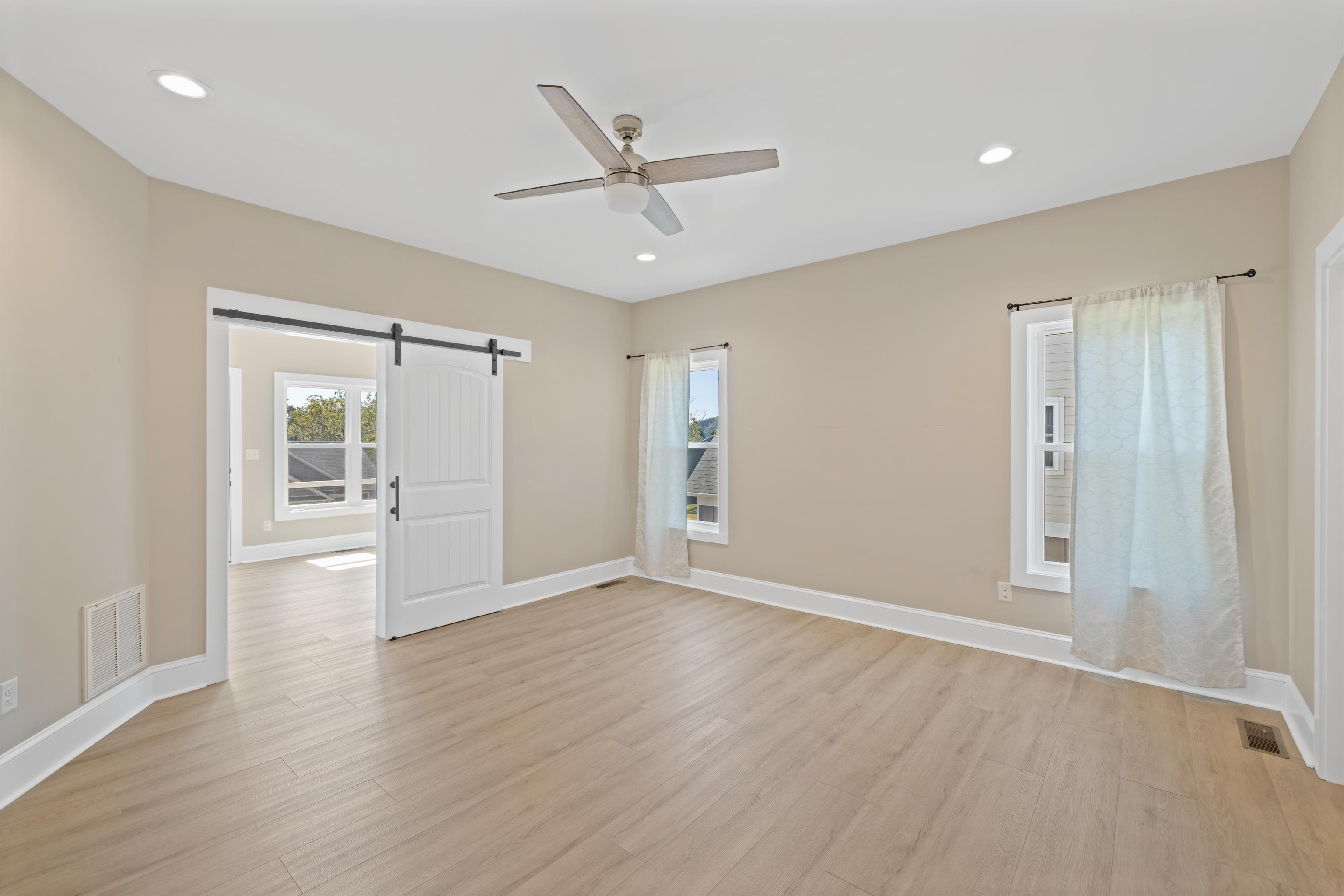 43 MCILWEE LN, STAUNTON, Virginia 24401, 4 Bedrooms Bedrooms, ,3 BathroomsBathrooms,Residential,43 MCILWEE LN,669245 MLS # 669245