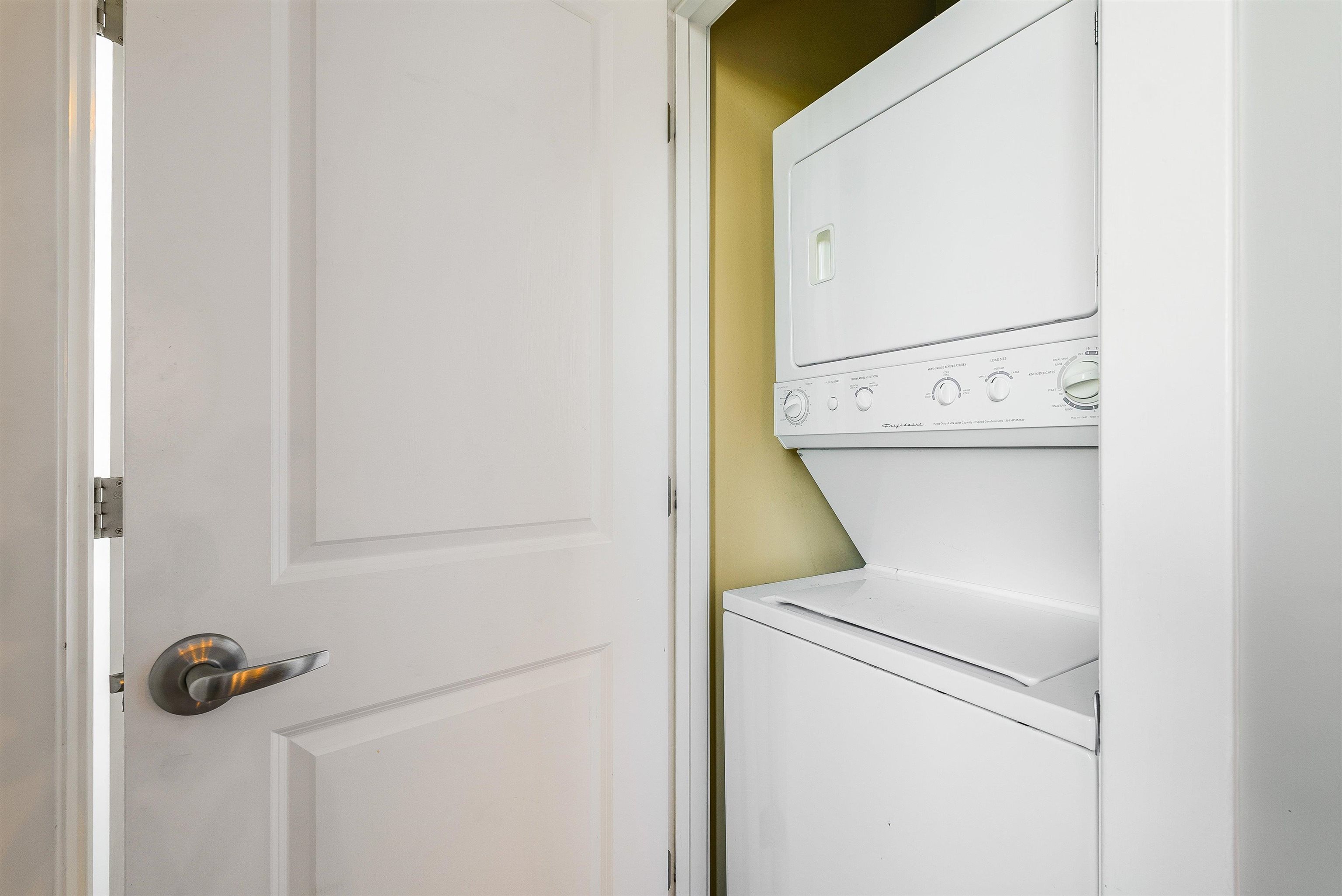 101 W VILLAGE DR, STAUNTON, Virginia 24401, 2 Bedrooms Bedrooms, ,2 BathroomsBathrooms,Residential,101 W VILLAGE DR,669246 MLS # 669246