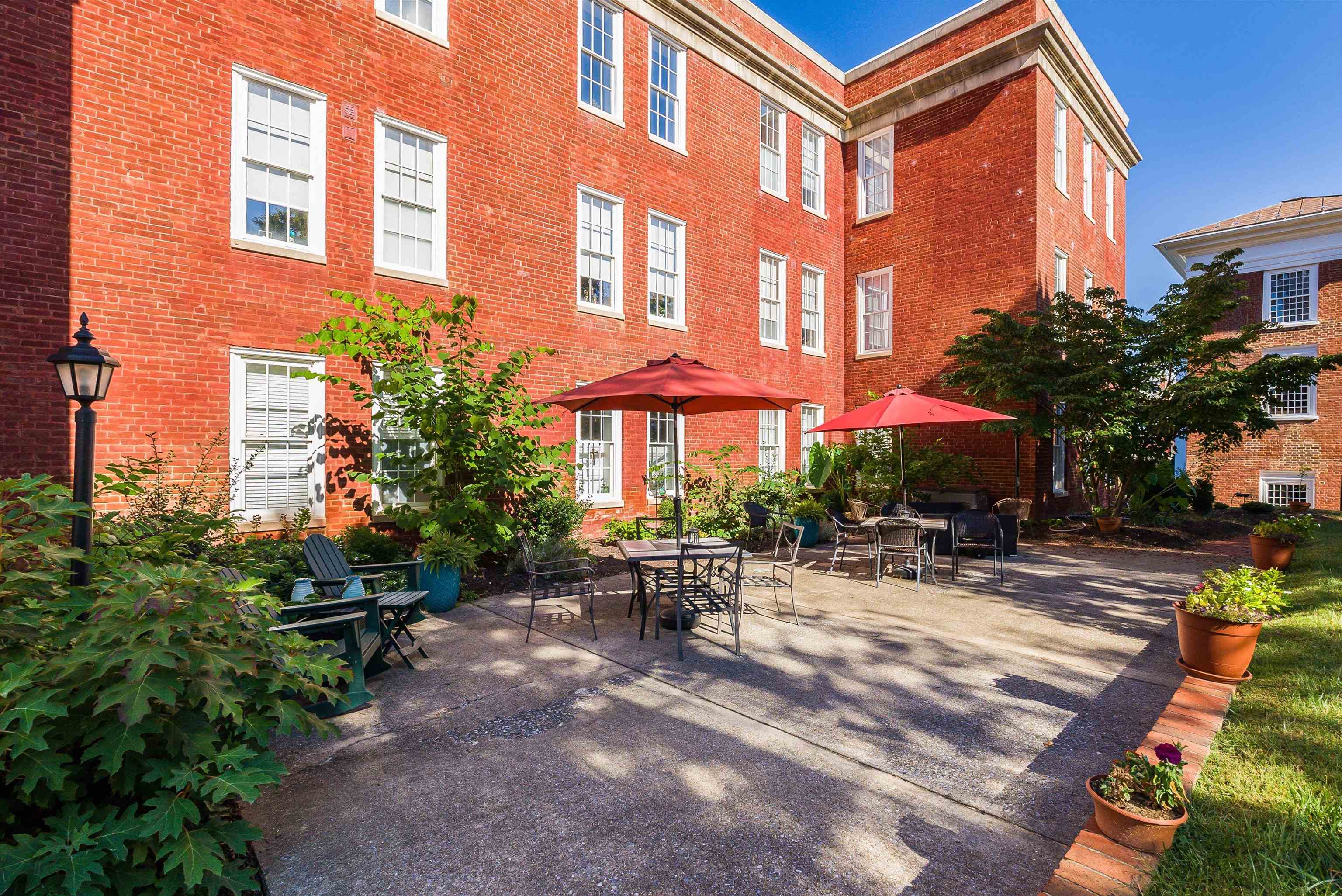 101 W VILLAGE DR, STAUNTON, Virginia 24401, 2 Bedrooms Bedrooms, ,2 BathroomsBathrooms,Residential,101 W VILLAGE DR,669246 MLS # 669246