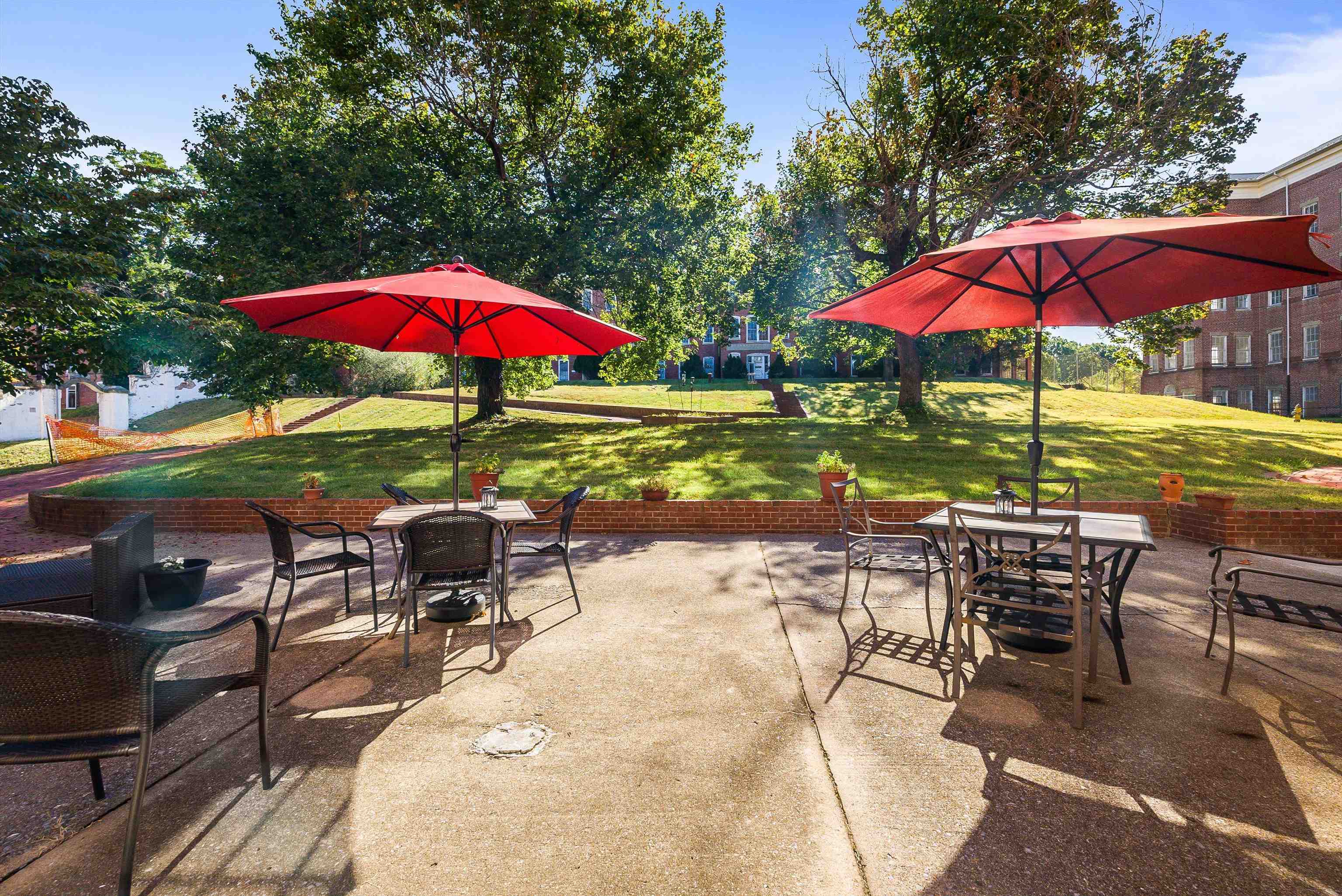 101 W VILLAGE DR, STAUNTON, Virginia 24401, 2 Bedrooms Bedrooms, ,2 BathroomsBathrooms,Residential,101 W VILLAGE DR,669246 MLS # 669246