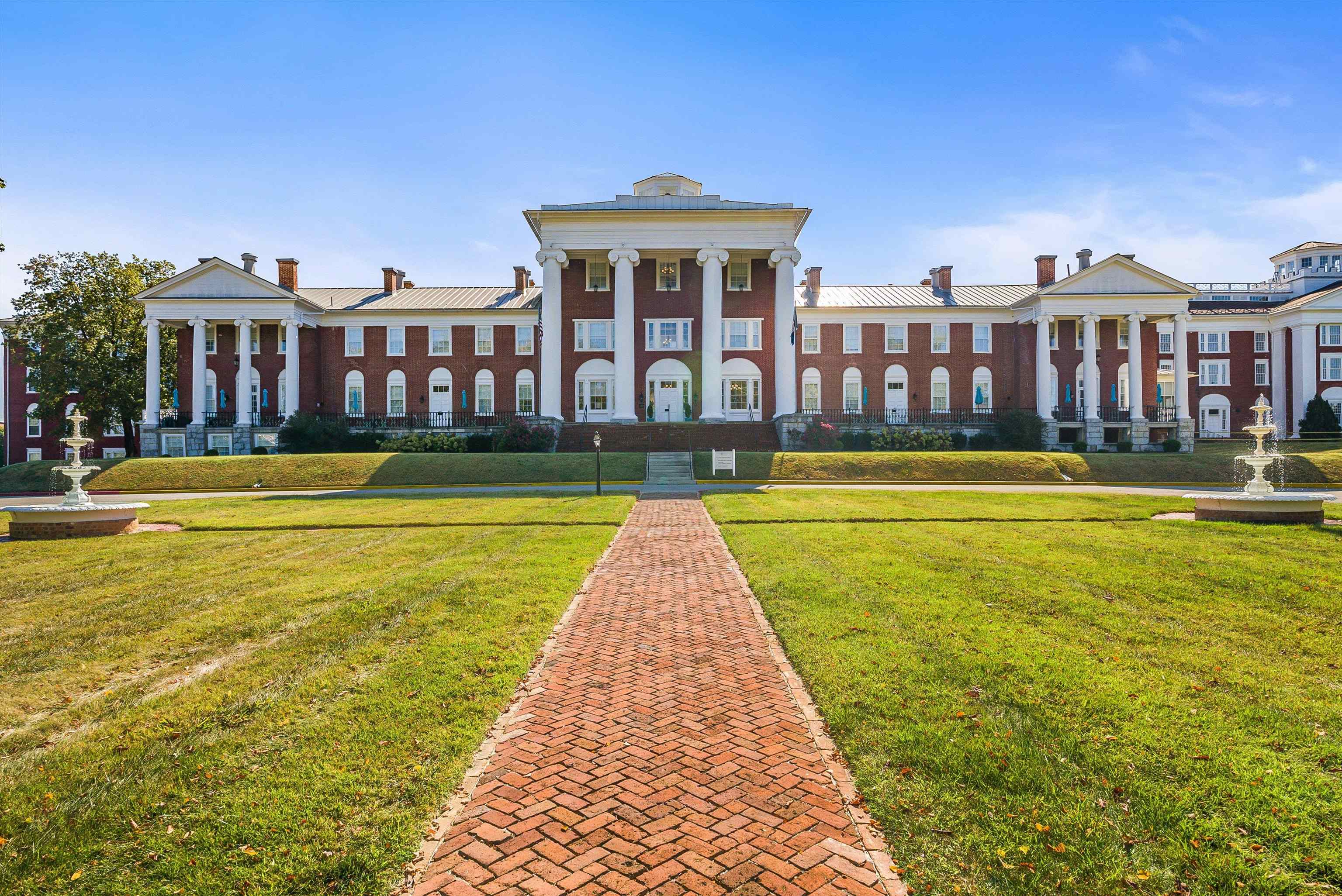 101 W VILLAGE DR, STAUNTON, Virginia 24401, 2 Bedrooms Bedrooms, ,2 BathroomsBathrooms,Residential,101 W VILLAGE DR,669246 MLS # 669246