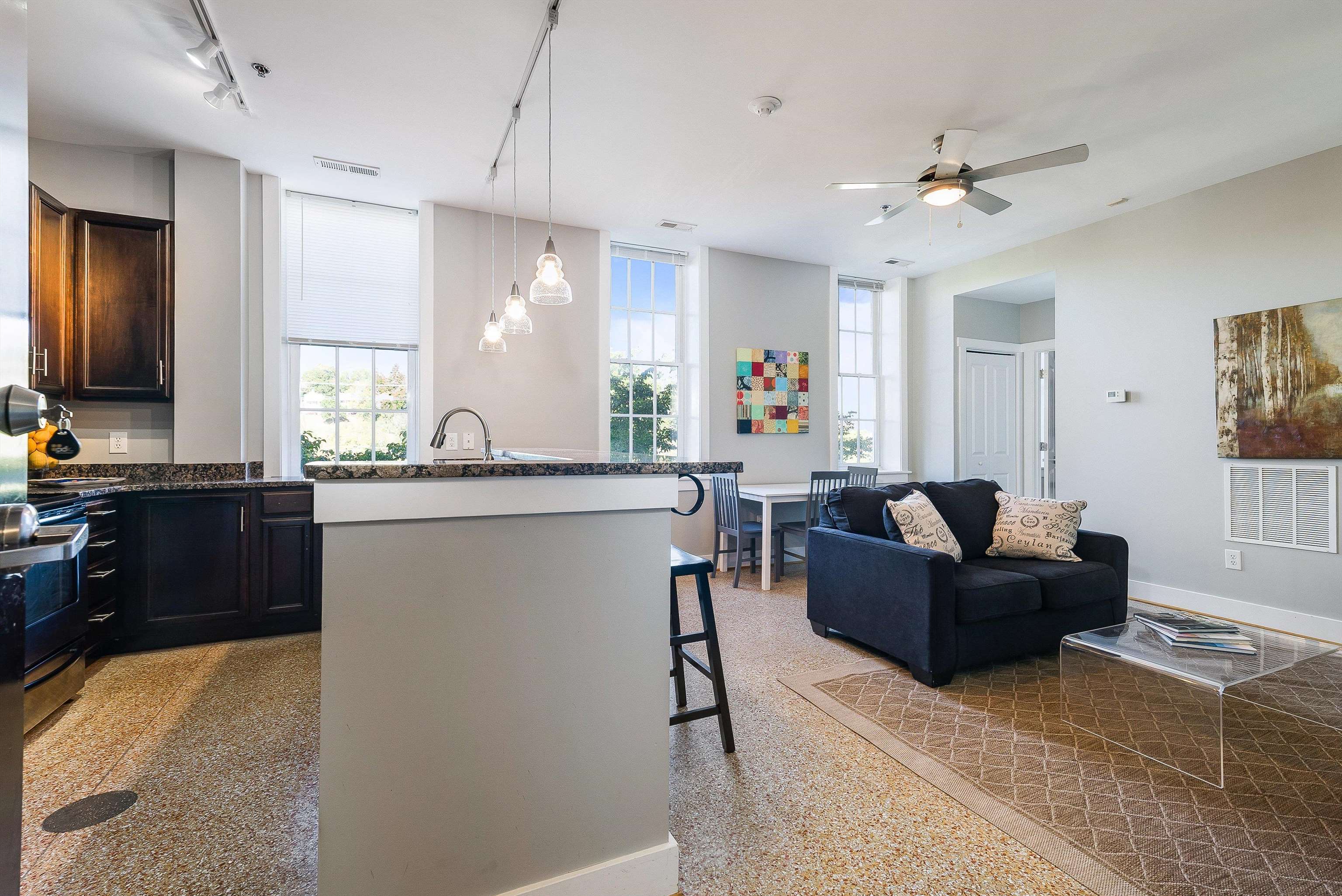 101 W VILLAGE DR, STAUNTON, Virginia 24401, 2 Bedrooms Bedrooms, ,2 BathroomsBathrooms,Residential,101 W VILLAGE DR,669246 MLS # 669246