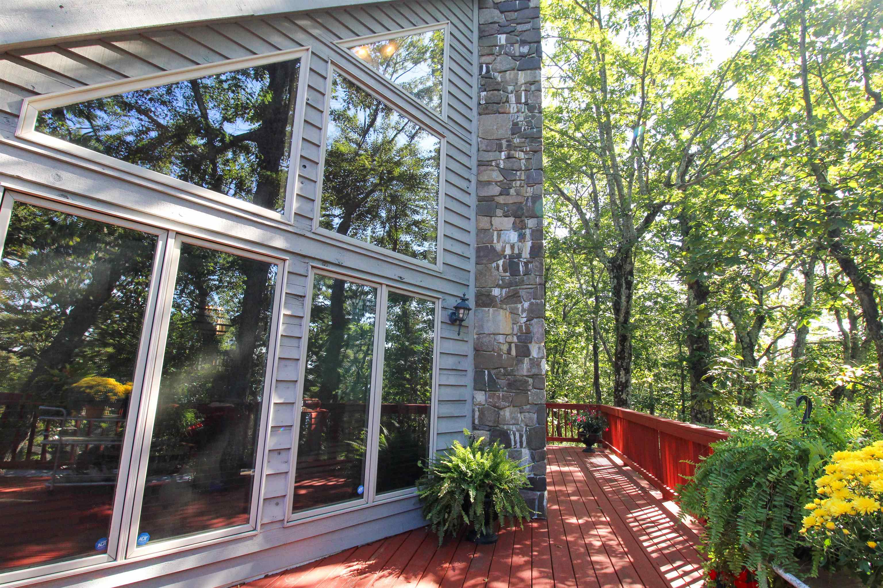 781 DEVILS KNOB LOOP, WINTERGREEN RESORT, Virginia 22967, 3 Bedrooms Bedrooms, ,3 BathroomsBathrooms,Residential,781 DEVILS KNOB LOOP,669248 MLS # 669248