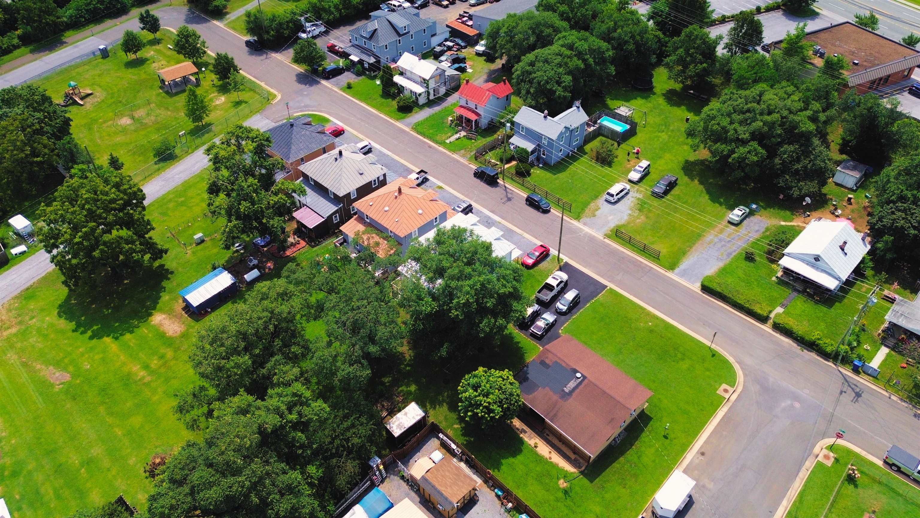 512 SHORT ST, FRONT ROYAL, Virginia 22630, 2 Bedrooms Bedrooms, ,1 BathroomBathrooms,Residential,512 SHORT ST,669251 MLS # 669251 512 SHORT ST, FRONT ROYAL, Virginia 22630, 2 Bedrooms Bedrooms, ,1 BathroomBathrooms,Residential,512 SHORT ST,669251 MLS # 669251