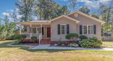 3017 MINOR RD, BUMPASS, Virginia 23024, 3 Bedrooms Bedrooms, ,2 BathroomsBathrooms,Residential,For sale,3017 MINOR RD,VASP2035526 MLS # VASP2035526