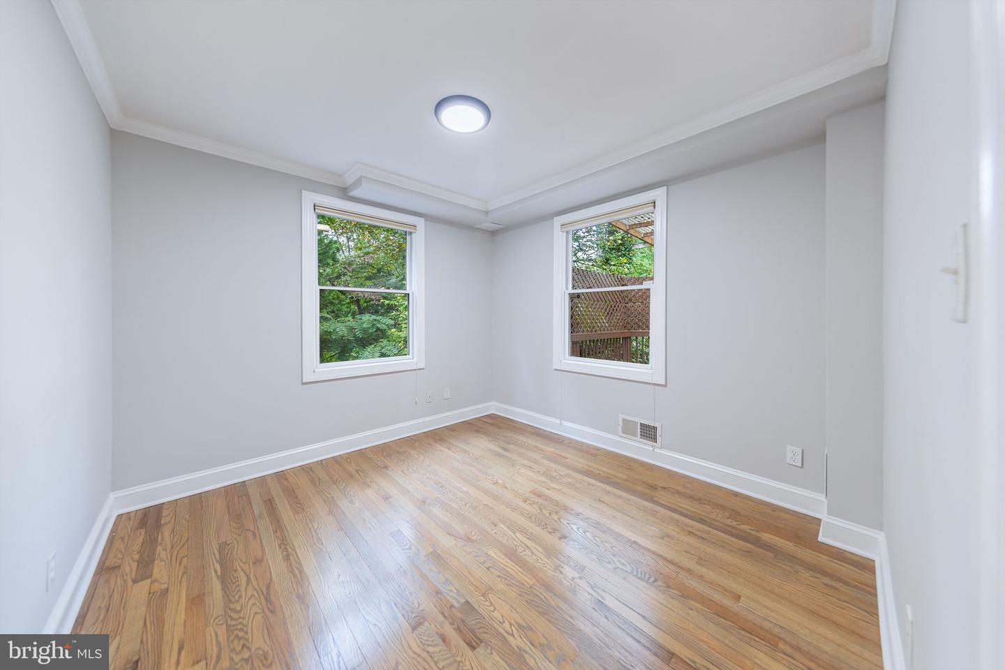 4009 ESTABROOK DR, ANNANDALE, Virginia 22003, 5 Bedrooms Bedrooms, ,4 BathroomsBathrooms,Residential,For sale,4009 ESTABROOK DR,VAFX2263114 MLS # VAFX2263114