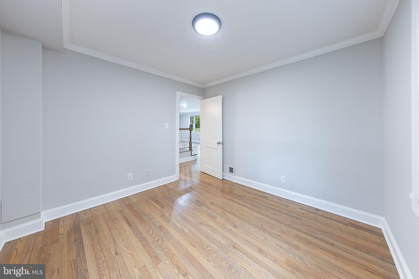 4009 ESTABROOK DR, ANNANDALE, Virginia 22003, 5 Bedrooms Bedrooms, ,4 BathroomsBathrooms,Residential,For sale,4009 ESTABROOK DR,VAFX2263114 MLS # VAFX2263114