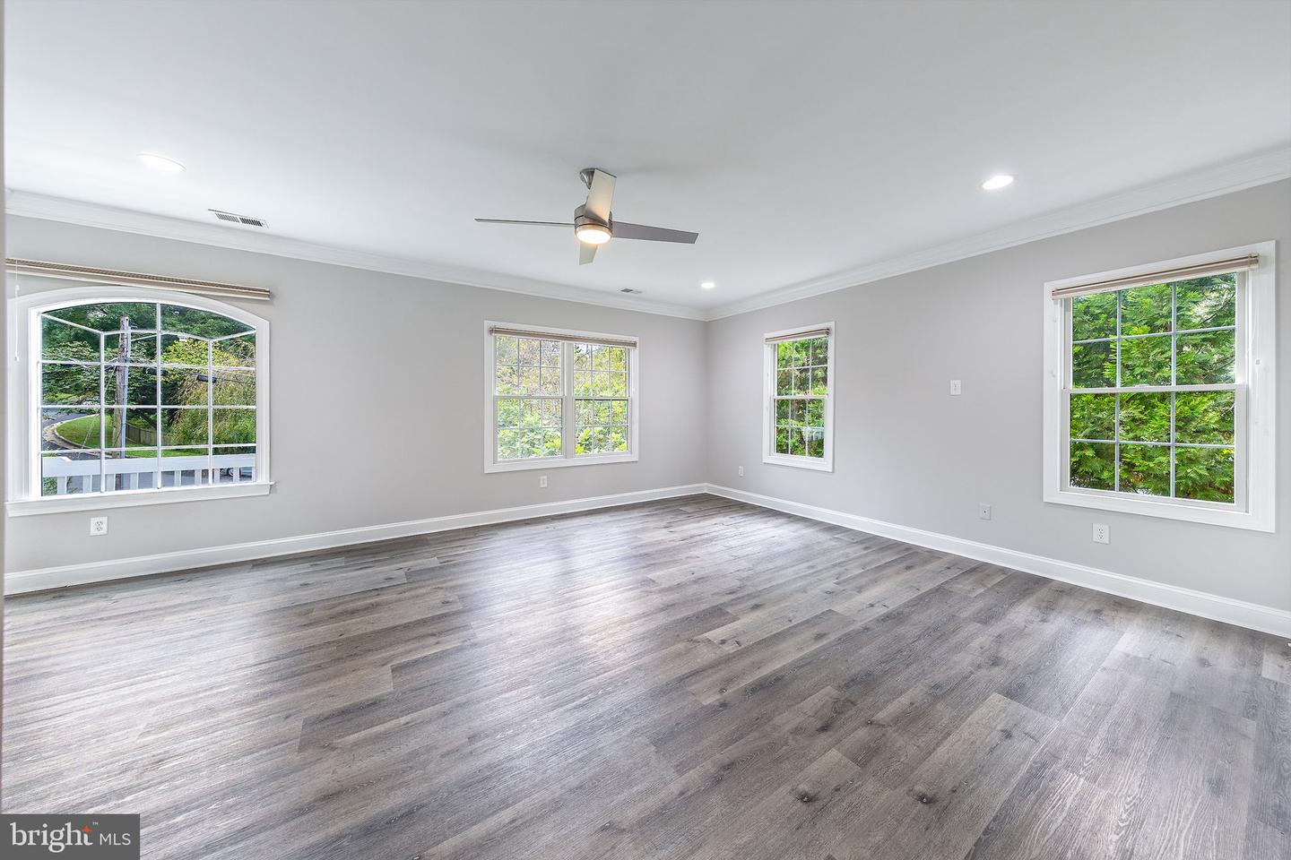 4009 ESTABROOK DR, ANNANDALE, Virginia 22003, 5 Bedrooms Bedrooms, ,4 BathroomsBathrooms,Residential,For sale,4009 ESTABROOK DR,VAFX2263114 MLS # VAFX2263114