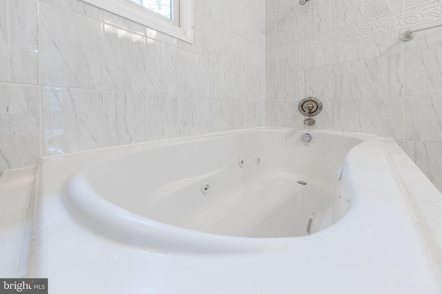 4009 ESTABROOK DR, ANNANDALE, Virginia 22003, 5 Bedrooms Bedrooms, ,4 BathroomsBathrooms,Residential,For sale,4009 ESTABROOK DR,VAFX2263114 MLS # VAFX2263114