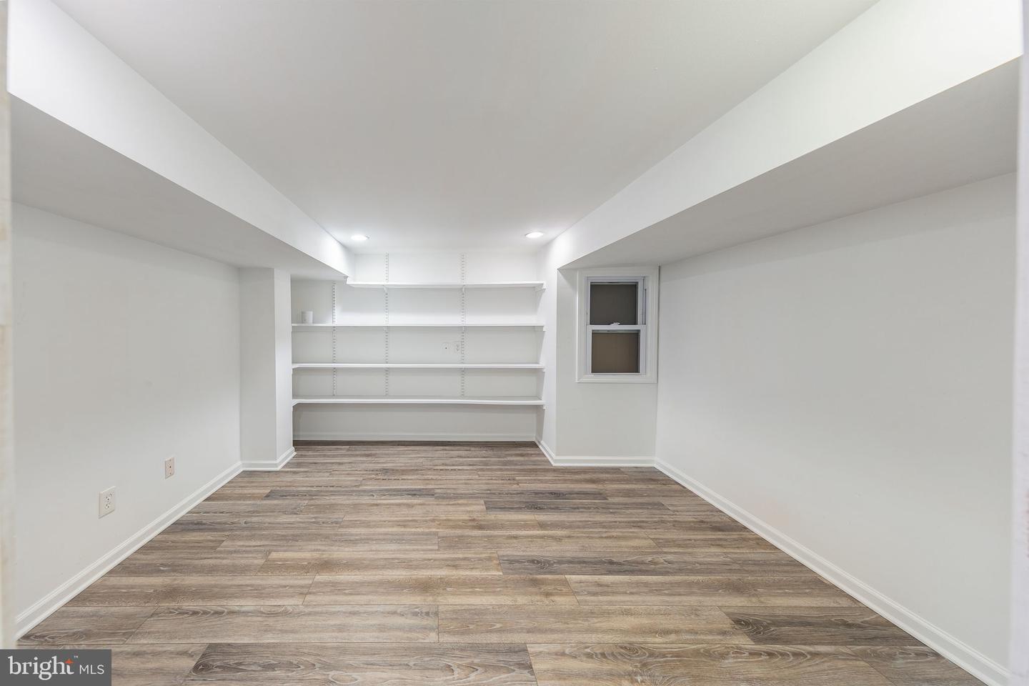 4009 ESTABROOK DR, ANNANDALE, Virginia 22003, 5 Bedrooms Bedrooms, ,4 BathroomsBathrooms,Residential,For sale,4009 ESTABROOK DR,VAFX2263114 MLS # VAFX2263114