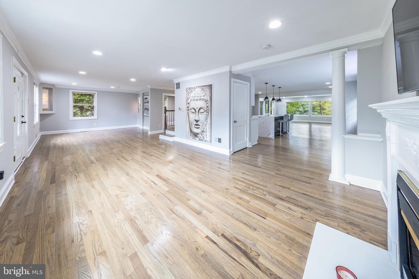 4009 ESTABROOK DR, ANNANDALE, Virginia 22003, 5 Bedrooms Bedrooms, ,4 BathroomsBathrooms,Residential,For sale,4009 ESTABROOK DR,VAFX2263114 MLS # VAFX2263114