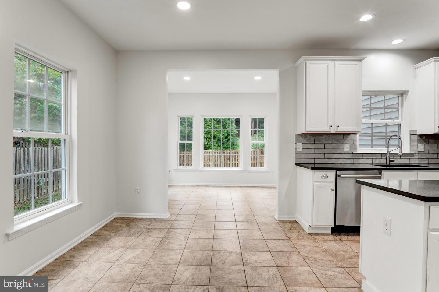 2606 OAK VALLEY DR, WOODBRIDGE, Virginia 22191, 4 Bedrooms Bedrooms, ,3 BathroomsBathrooms,Residential,For sale,2606 OAK VALLEY DR,VAPW2102620 MLS # VAPW2102620