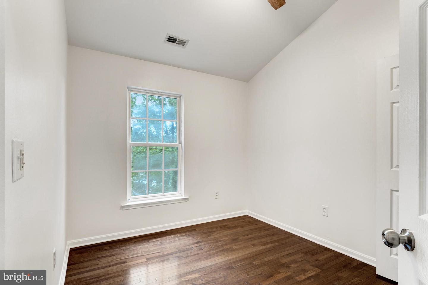 2606 OAK VALLEY DR, WOODBRIDGE, Virginia 22191, 4 Bedrooms Bedrooms, ,3 BathroomsBathrooms,Residential,For sale,2606 OAK VALLEY DR,VAPW2102620 MLS # VAPW2102620