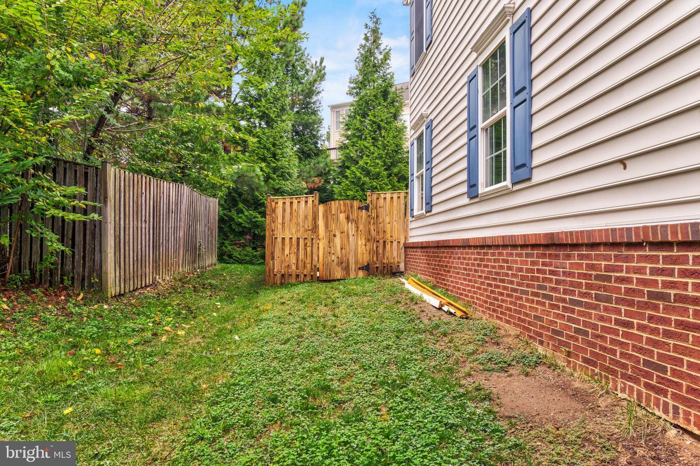 2606 OAK VALLEY DR, WOODBRIDGE, Virginia 22191, 4 Bedrooms Bedrooms, ,3 BathroomsBathrooms,Residential,For sale,2606 OAK VALLEY DR,VAPW2102620 MLS # VAPW2102620