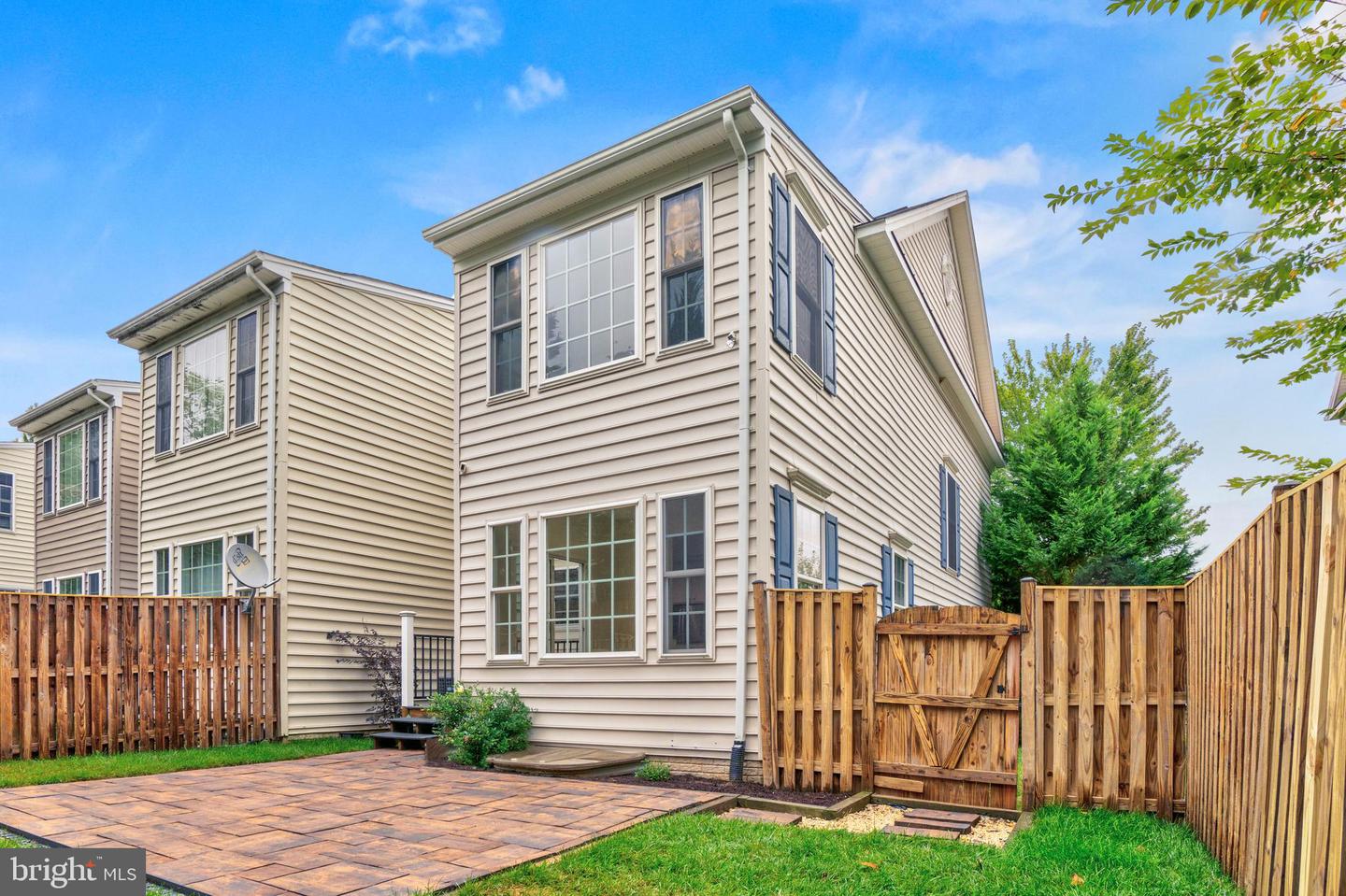 2606 OAK VALLEY DR, WOODBRIDGE, Virginia 22191, 4 Bedrooms Bedrooms, ,3 BathroomsBathrooms,Residential,For sale,2606 OAK VALLEY DR,VAPW2102620 MLS # VAPW2102620