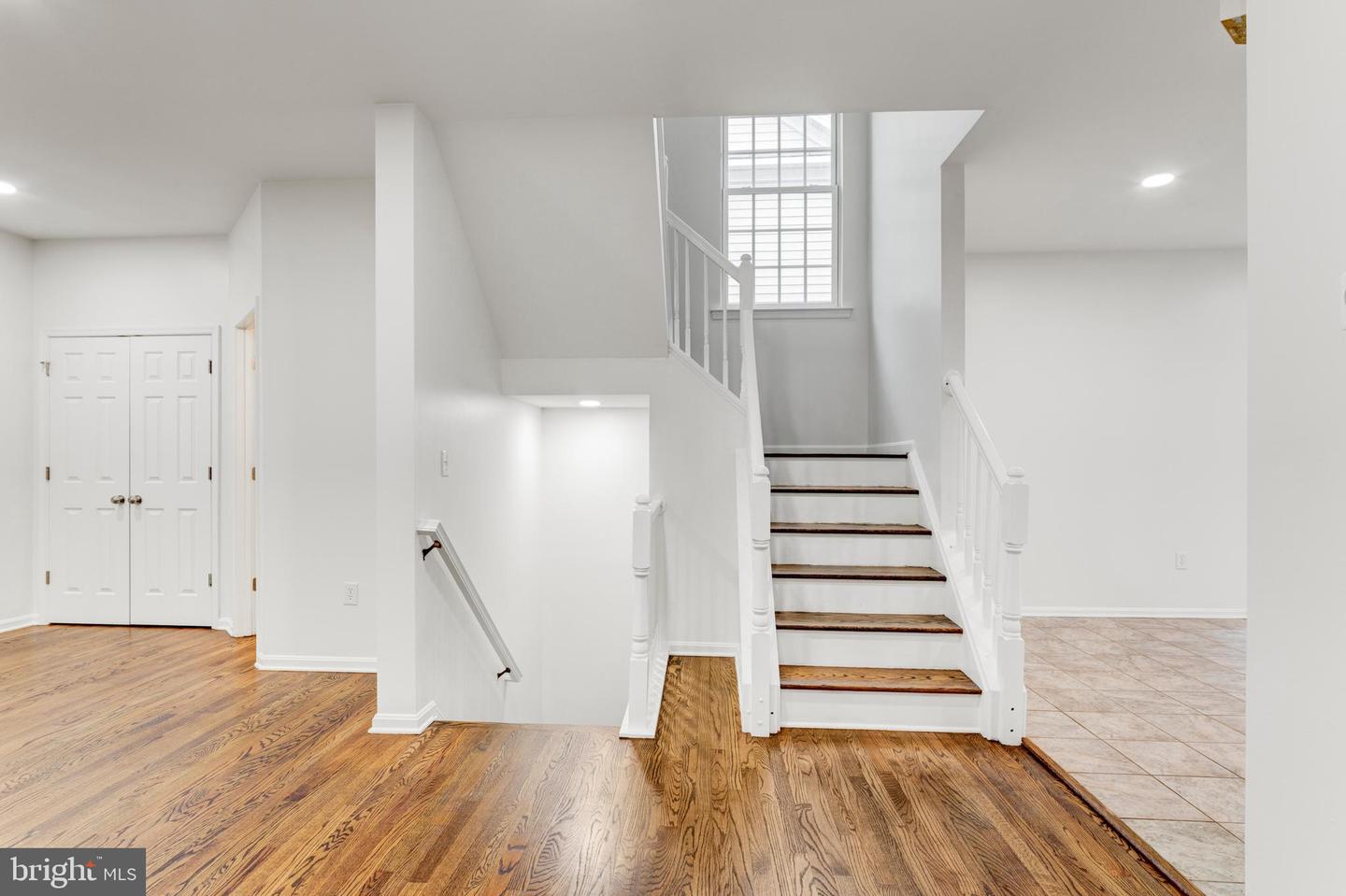 2606 OAK VALLEY DR, WOODBRIDGE, Virginia 22191, 4 Bedrooms Bedrooms, ,3 BathroomsBathrooms,Residential,For sale,2606 OAK VALLEY DR,VAPW2102620 MLS # VAPW2102620