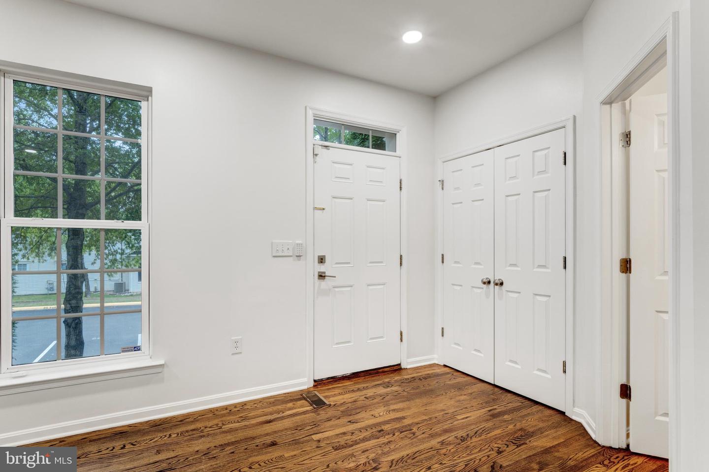 2606 OAK VALLEY DR, WOODBRIDGE, Virginia 22191, 4 Bedrooms Bedrooms, ,3 BathroomsBathrooms,Residential,For sale,2606 OAK VALLEY DR,VAPW2102620 MLS # VAPW2102620