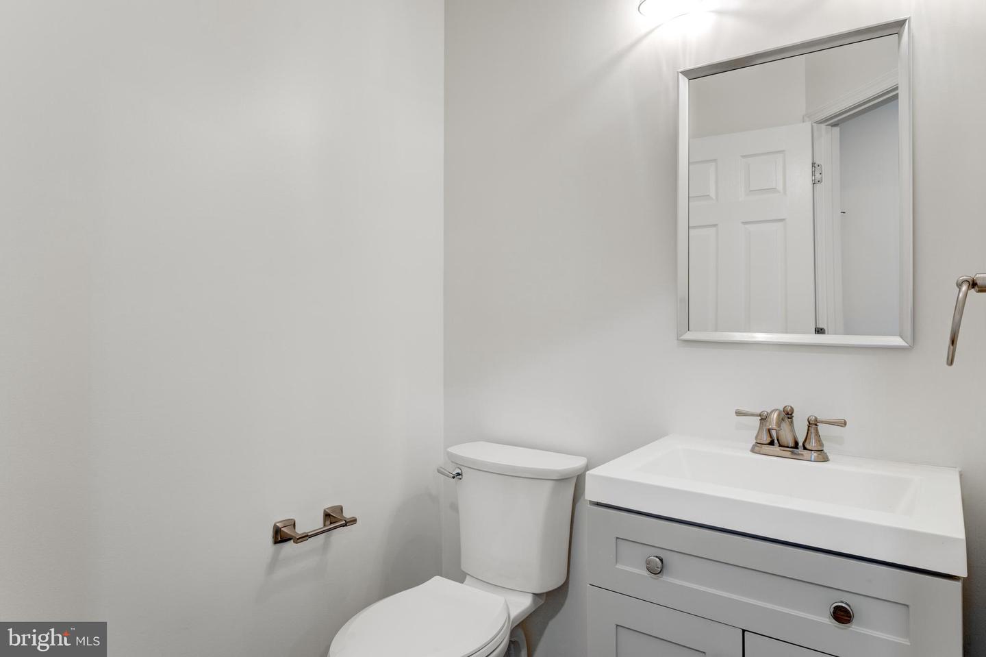 2606 OAK VALLEY DR, WOODBRIDGE, Virginia 22191, 4 Bedrooms Bedrooms, ,3 BathroomsBathrooms,Residential,For sale,2606 OAK VALLEY DR,VAPW2102620 MLS # VAPW2102620