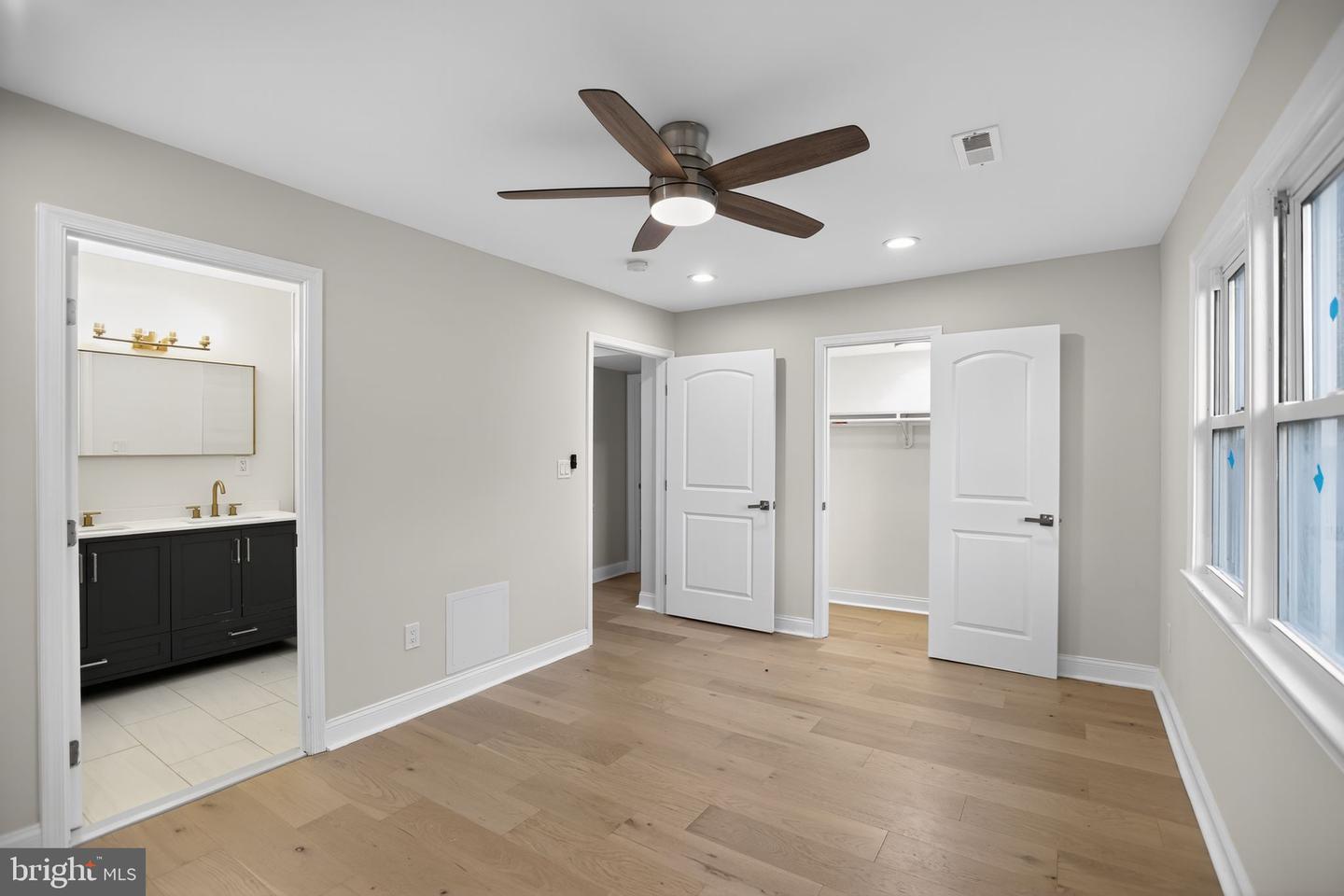 712 CONGRESS ST SE, WASHINGTON, District Of Columbia 20032, 7 Bedrooms Bedrooms, ,3 BathroomsBathrooms,Residential,For sale,712 CONGRESS ST SE,DCDC2217078 MLS # DCDC2217078 712 CONGRESS ST SE, WASHINGTON, District Of Columbia 20032, 7 Bedrooms Bedrooms, ,3 BathroomsBathrooms,Residential,For sale,712 CONGRESS ST SE,DCDC2217078 MLS # DCDC2217078