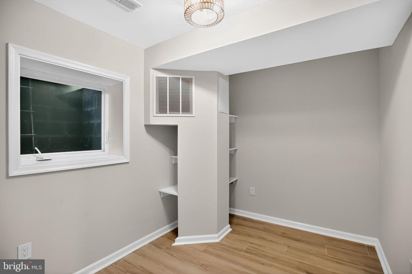 712 CONGRESS ST SE, WASHINGTON, District Of Columbia 20032, 7 Bedrooms Bedrooms, ,3 BathroomsBathrooms,Residential,For sale,712 CONGRESS ST SE,DCDC2217078 MLS # DCDC2217078 712 CONGRESS ST SE, WASHINGTON, District Of Columbia 20032, 7 Bedrooms Bedrooms, ,3 BathroomsBathrooms,Residential,For sale,712 CONGRESS ST SE,DCDC2217078 MLS # DCDC2217078