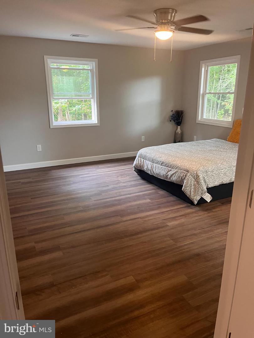28542 RACCOON FORD RD, CULPEPER, Virginia 22701, 5 Bedrooms Bedrooms, 10 Rooms Rooms,2 BathroomsBathrooms,Residential,For sale,28542 RACCOON FORD RD,VAOR2010610 MLS # VAOR2010610