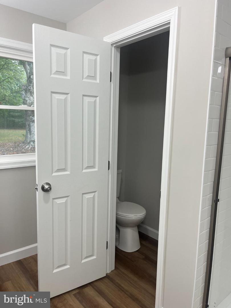 28542 RACCOON FORD RD, CULPEPER, Virginia 22701, 5 Bedrooms Bedrooms, 10 Rooms Rooms,2 BathroomsBathrooms,Residential,For sale,28542 RACCOON FORD RD,VAOR2010610 MLS # VAOR2010610