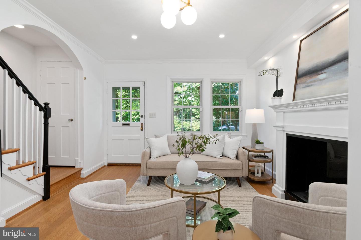 1955 39TH ST NW, WASHINGTON, District Of Columbia 20007, 3 Bedrooms Bedrooms, 12 Rooms Rooms,2 BathroomsBathrooms,Residential,For sale,1955 39TH ST NW,DCDC2217428 MLS # DCDC2217428 1955 39TH ST NW, WASHINGTON, District Of Columbia 20007, 3 Bedrooms Bedrooms, 12 Rooms Rooms,2 BathroomsBathrooms,Residential,For sale,1955 39TH ST NW,DCDC2217428 MLS # DCDC2217428