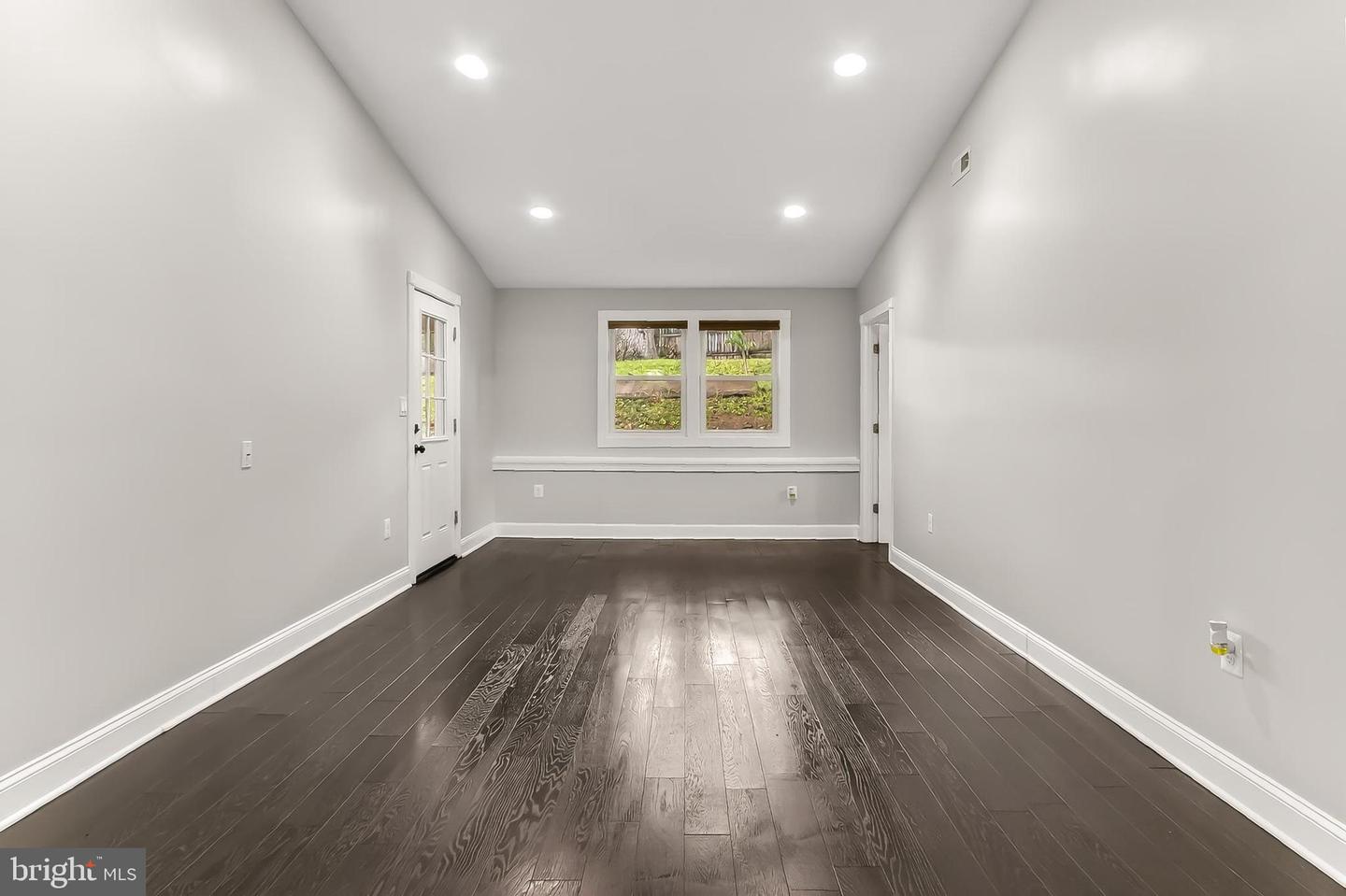 5807 ACCOMAC ST, SPRINGFIELD, Virginia 22150, 5 Bedrooms Bedrooms, ,2 BathroomsBathrooms,Residential,For sale,5807 ACCOMAC ST,VAFX2264522 MLS # VAFX2264522