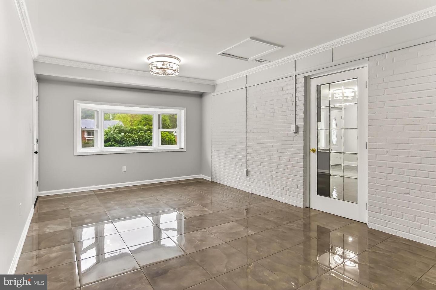 5807 ACCOMAC ST, SPRINGFIELD, Virginia 22150, 5 Bedrooms Bedrooms, ,2 BathroomsBathrooms,Residential,For sale,5807 ACCOMAC ST,VAFX2264522 MLS # VAFX2264522