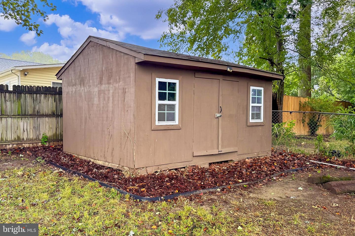 5807 ACCOMAC ST, SPRINGFIELD, Virginia 22150, 5 Bedrooms Bedrooms, ,2 BathroomsBathrooms,Residential,For sale,5807 ACCOMAC ST,VAFX2264522 MLS # VAFX2264522