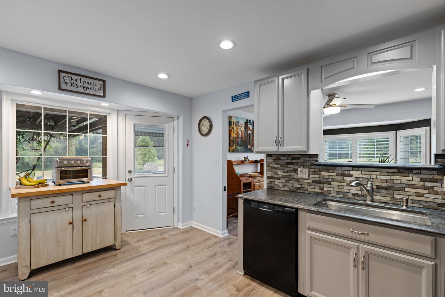 9178 HANNAH DUSTIN, CATLETT, Virginia 20119, 3 Bedrooms Bedrooms, ,2 BathroomsBathrooms,Residential,For sale,9178 HANNAH DUSTIN,VAFQ2018142 MLS # VAFQ2018142