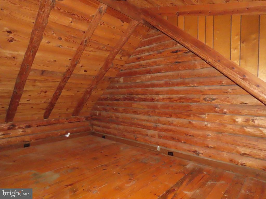 300 SEVEN PONDS RD, AMISSVILLE, Virginia 20106, 3 Bedrooms Bedrooms, ,2 BathroomsBathrooms,Residential,For sale,300 SEVEN PONDS RD,VARP2002250 MLS # VARP2002250