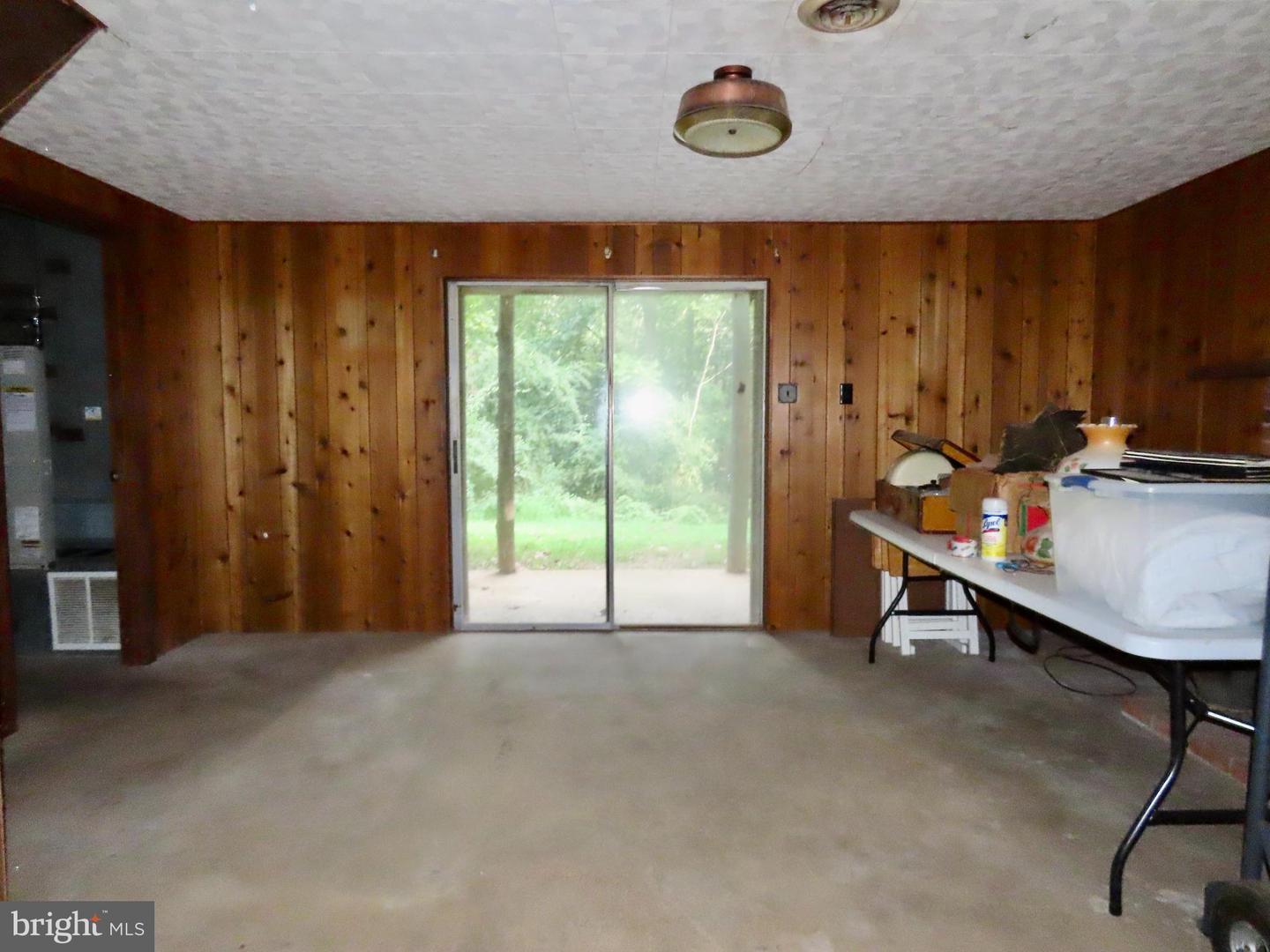 300 SEVEN PONDS RD, AMISSVILLE, Virginia 20106, 3 Bedrooms Bedrooms, ,2 BathroomsBathrooms,Residential,For sale,300 SEVEN PONDS RD,VARP2002250 MLS # VARP2002250