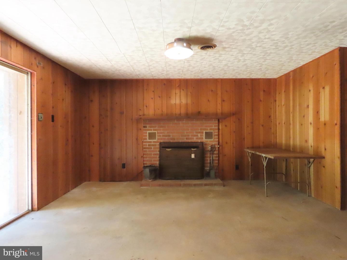 300 SEVEN PONDS RD, AMISSVILLE, Virginia 20106, 3 Bedrooms Bedrooms, ,2 BathroomsBathrooms,Residential,For sale,300 SEVEN PONDS RD,VARP2002250 MLS # VARP2002250