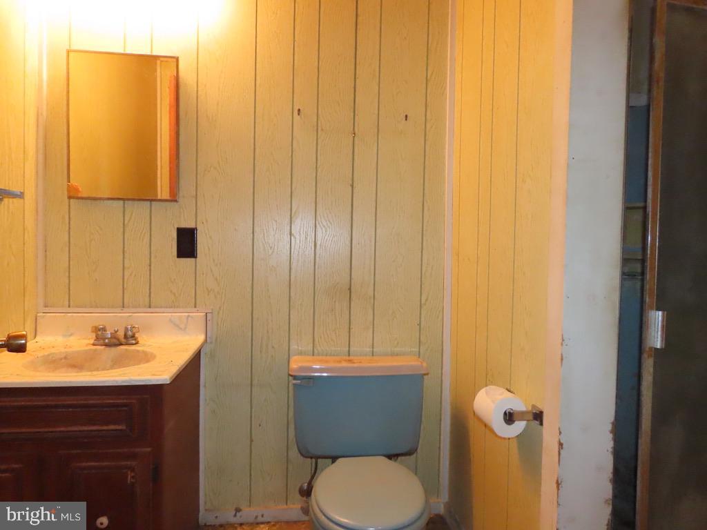 300 SEVEN PONDS RD, AMISSVILLE, Virginia 20106, 3 Bedrooms Bedrooms, ,2 BathroomsBathrooms,Residential,For sale,300 SEVEN PONDS RD,VARP2002250 MLS # VARP2002250